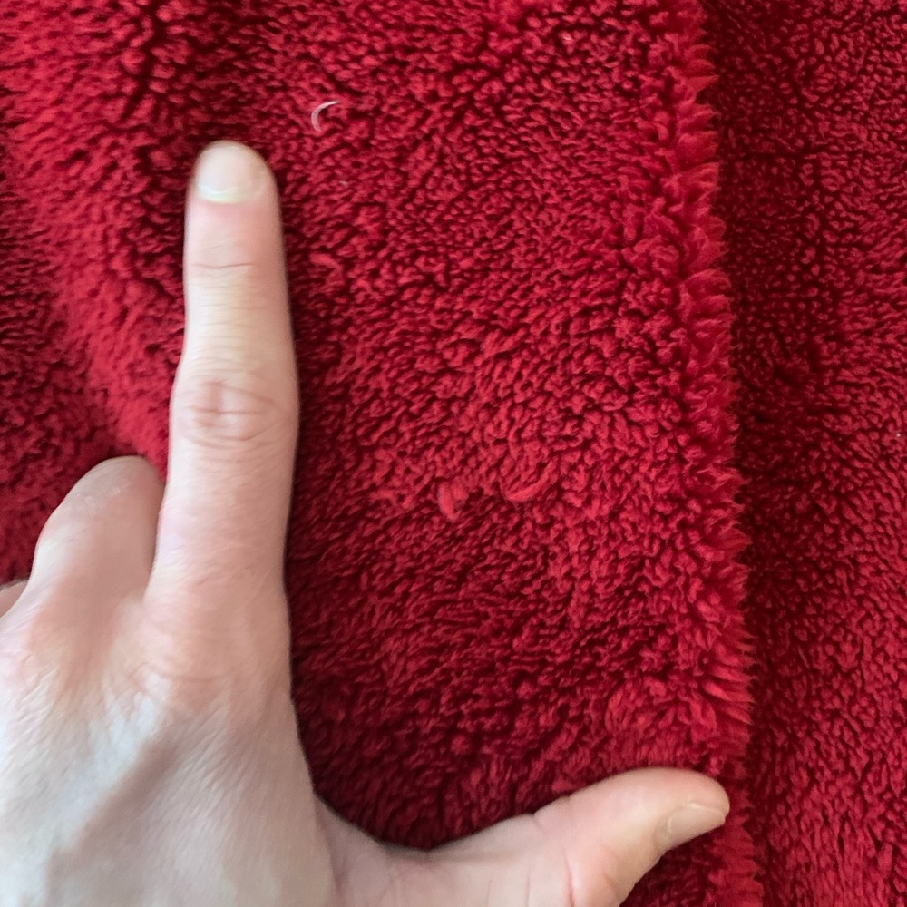 True Grit XL red half-zip plush pull over